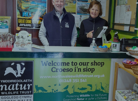 Photo of shop staff 